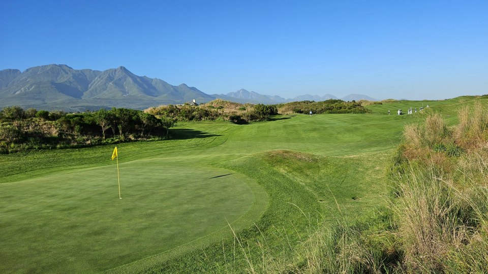 <h2>The Best of South Africa Escorted 2023</h2> 14 Nights | 6 Rounds | March 11 - 25